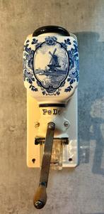 PeDe koffiemolen Delfts Blauw, Antiek en Kunst, Antiek | Keukenbenodigdheden, Ophalen of Verzenden