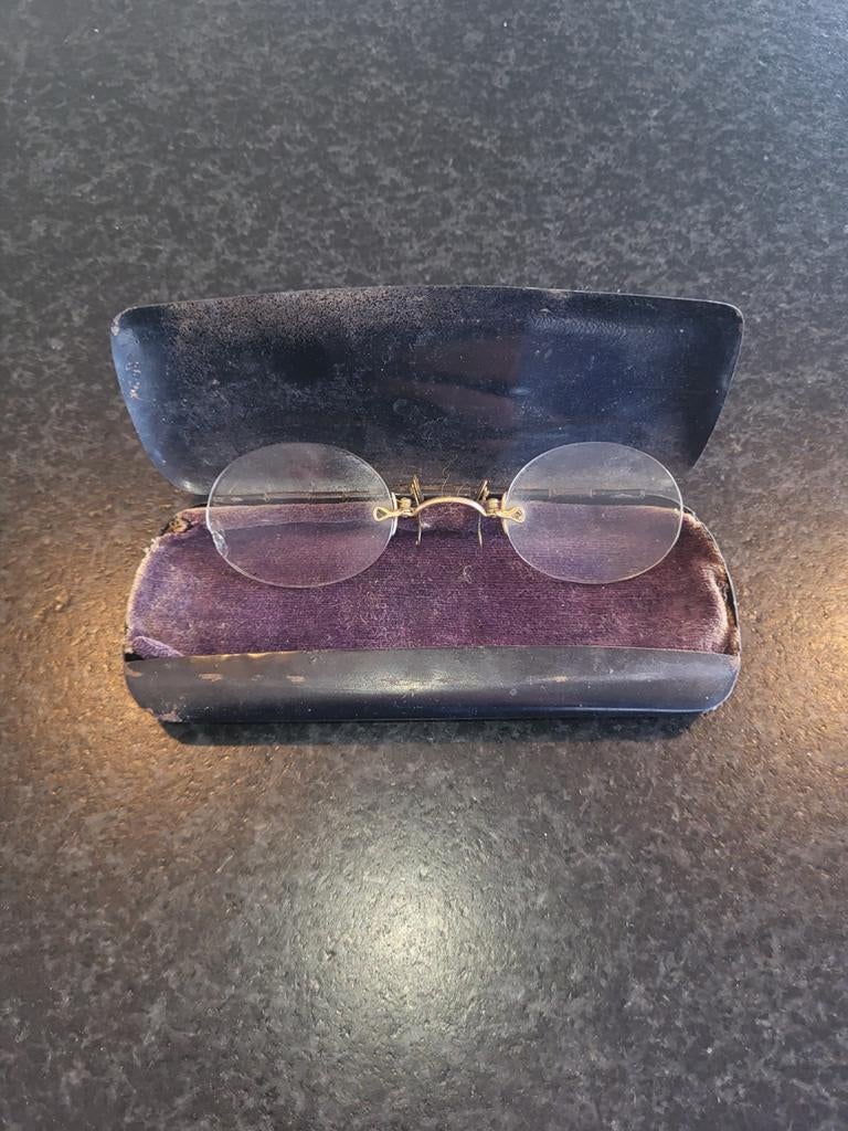 Antieke pince-nez bril met etui, Antiek en Kunst, Ophalen