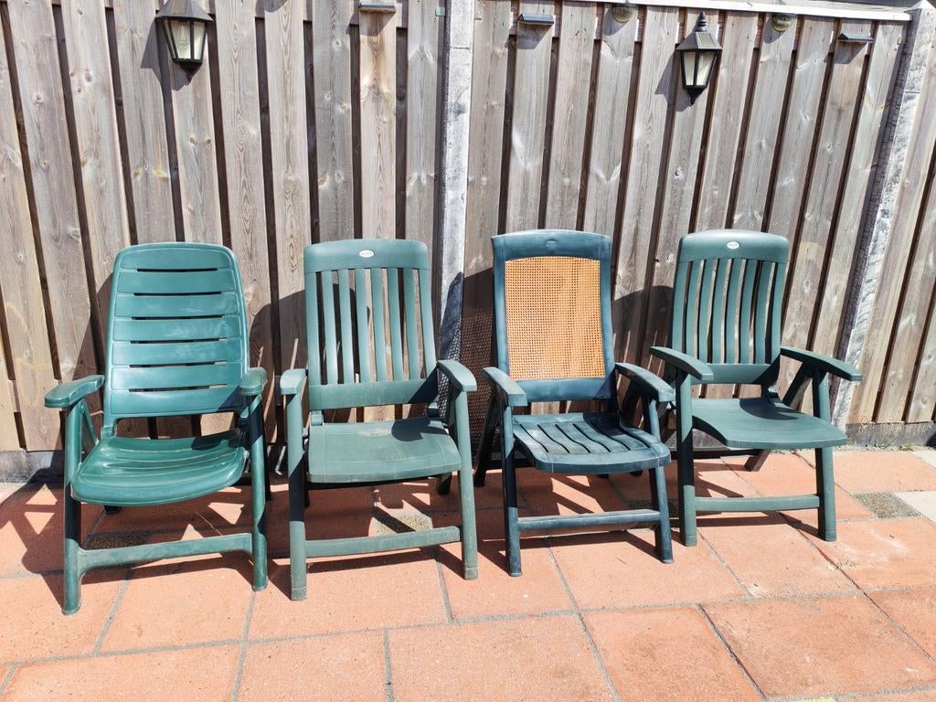 4 tuinstoelen met 3 kussens, Ophalen, Gebruikt, Kunststof, Verstelbaar