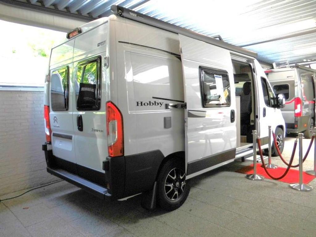 Hobby Vantana Ontour Edition 60 FT + GRATIS LEVELSYSTEEM !, Chemisch toilet, Buscamper of Camperbus, Ringverwarming, Hobby