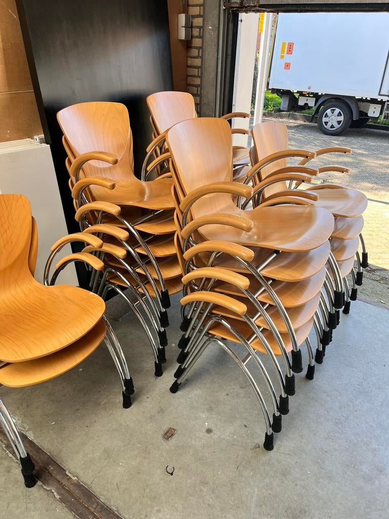 Stapelbare stoelen (32 stuks), Ophalen, Bruin, Xx, Xx