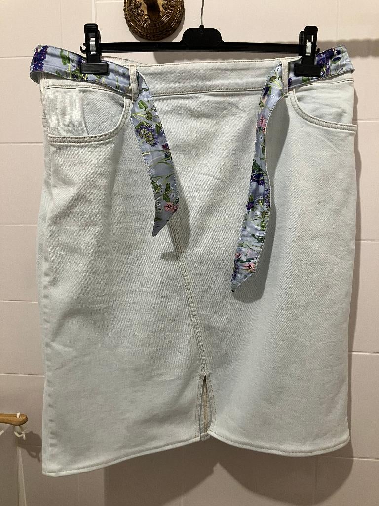 Marc Cain rokje denim, Kleding | Dames, Rokken, Blauw, Maat 42/44 (L), Nieuw, Ophalen of Verzenden