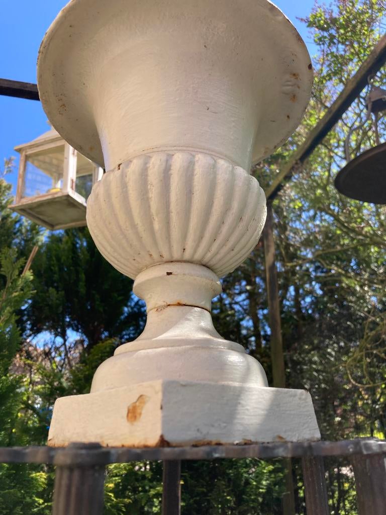 Brocante gietijzeren Franse vaas, plantenbakje, authentiek, Antiek en Kunst, Curiosa en Brocante, Ophalen