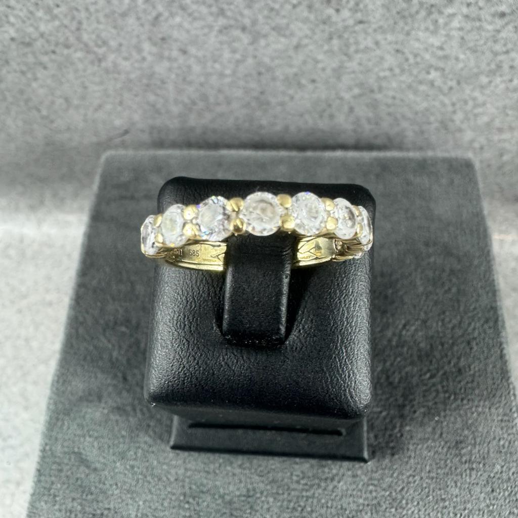 Gouden Ring | 14k | 3,55g | rijring zirkonia | mt17 | 407038, Gebruikt, Ophalen of Verzenden, 17 tot 18, Dame