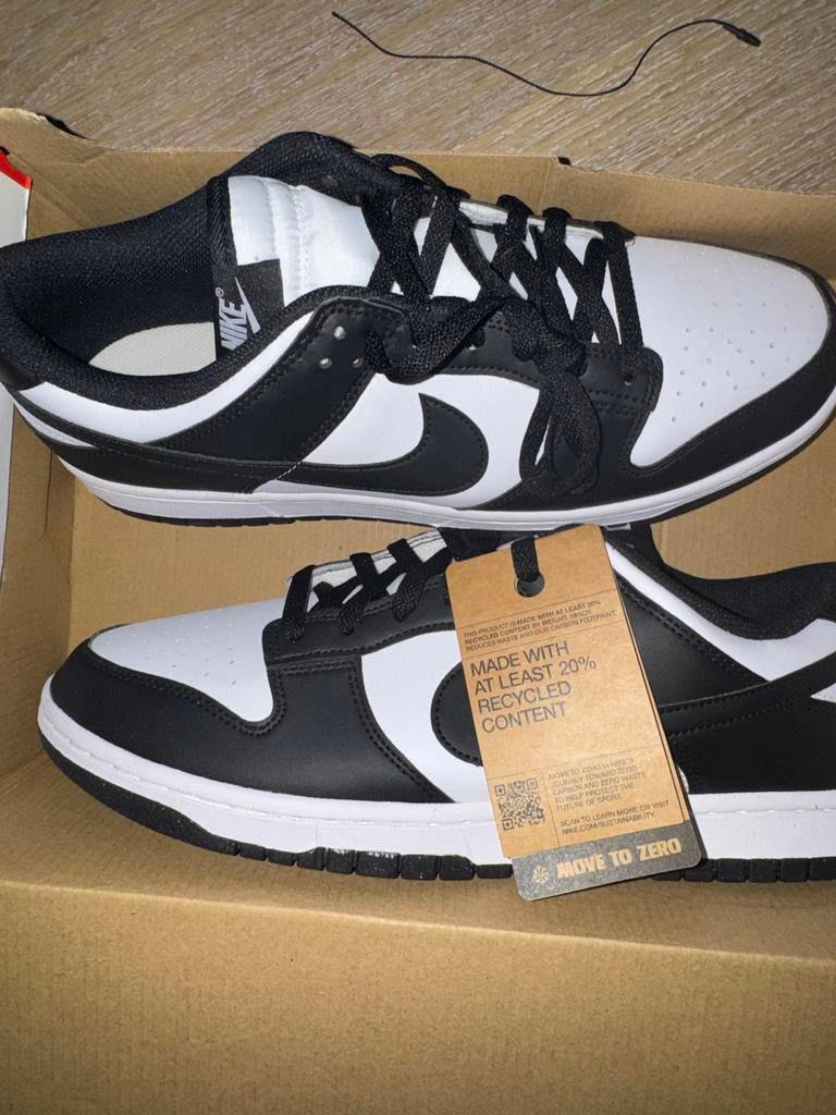 Nike Dunk Low Retro Panda - Nieuw in doos, Ophalen of Verzenden, Nieuw, Zwart, Sneakers of Gympen