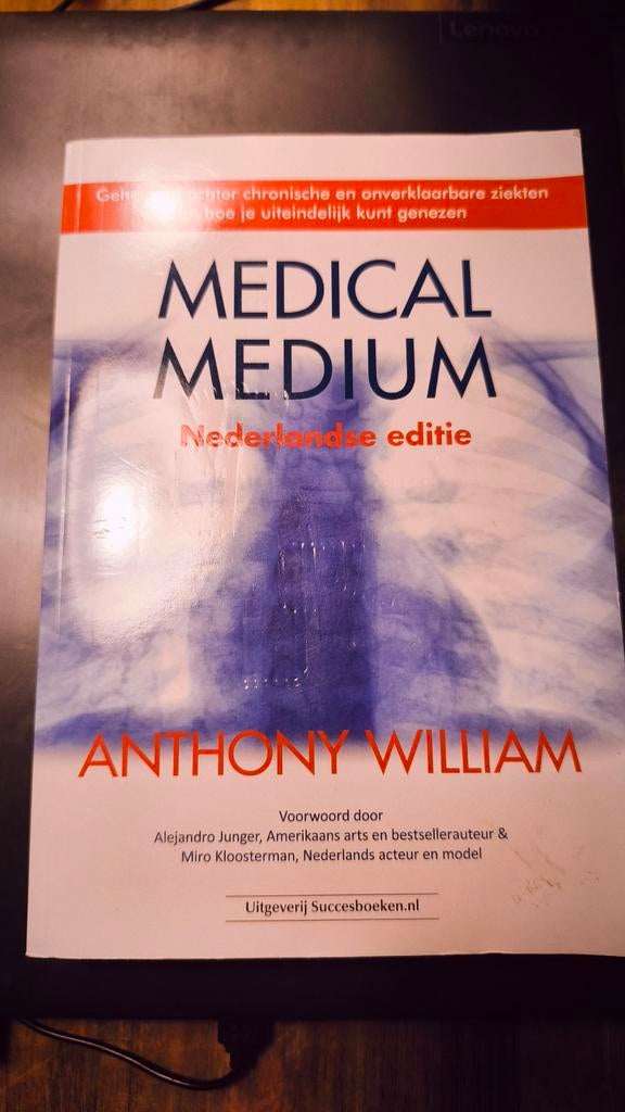 Medical Medium - Anthony William - NL ed., Ophalen of Verzenden, Gelezen