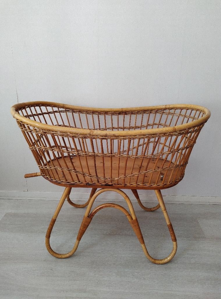 Rieten / houten wieg, Ophalen, Gebruikt, Wieg