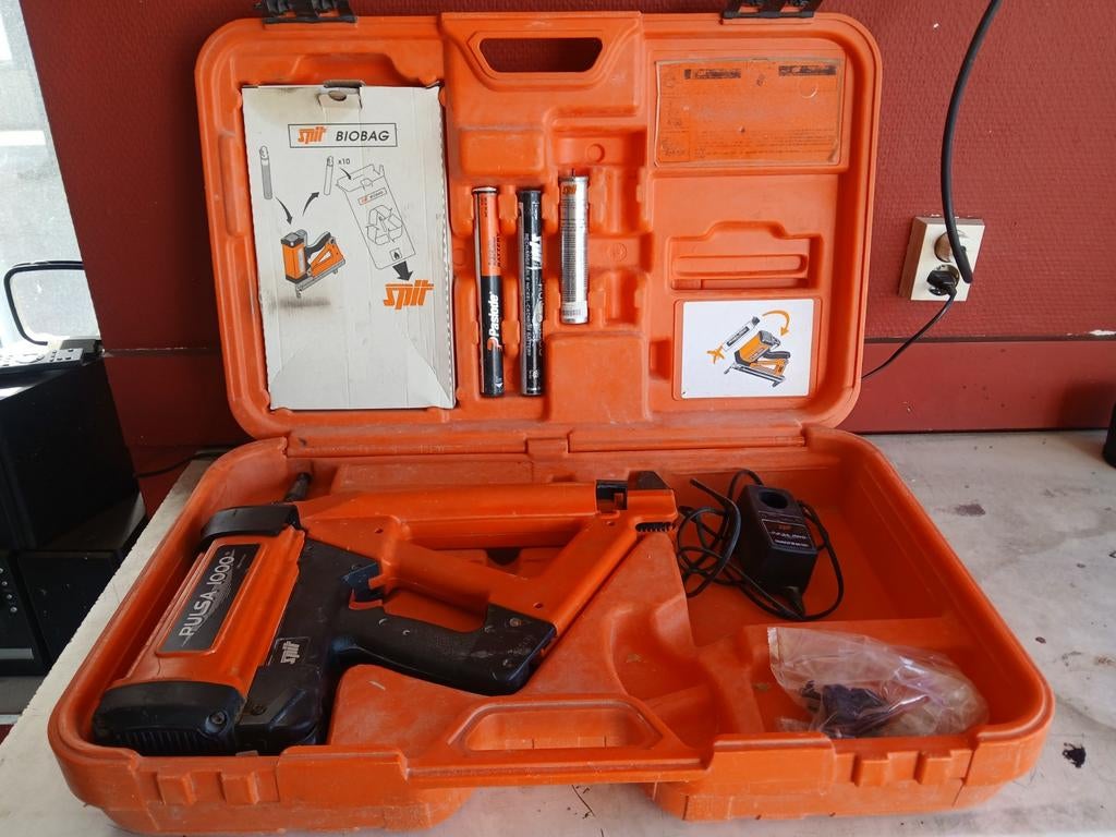 Spit Pulsa 1000 tackermachine, Ophalen, Info@tommysmit.nl, Gebruikt, 7008AR