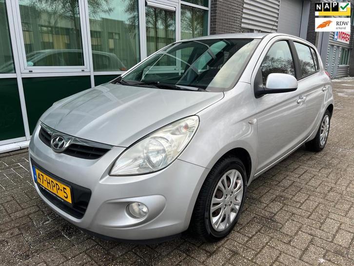 Hyundai I20 1.4i DynamicVersion - NIEUWE APK !, Auto's, Hyundai, Bedrijf, Te koop, i20, ABS, Airbags, Airconditioning, Boordcomputer