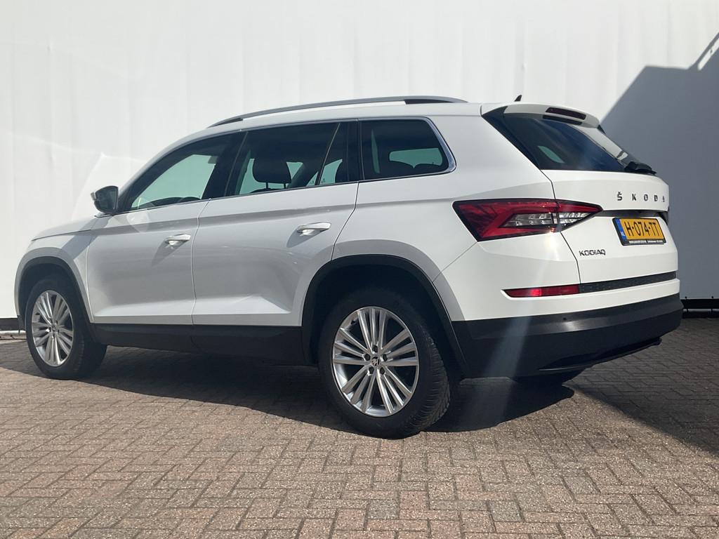 Skoda Kodiaq 7-Pers 1.5 TSI Aut7 Limited 7P Pano Adapt.Cruis, Auto's, Euro 6, 4 cilinders, 150 pk, 7 stoelen