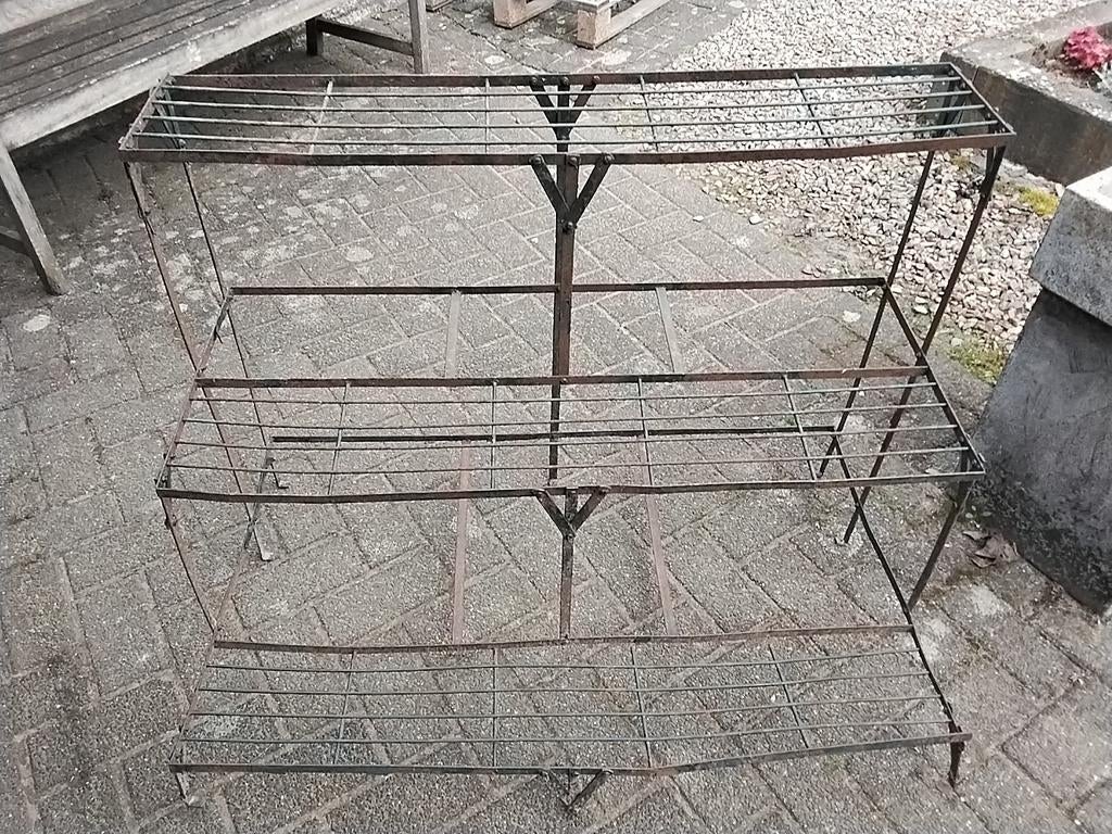 Vintage plantenetagere, binnen of buiten, Ophalen of Verzenden, Gebruikt, Hout, Overige typen