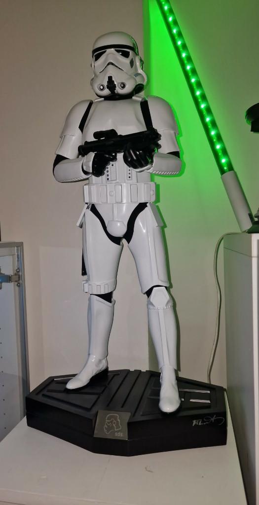 Hot Deal Pure Arts 1/3 Stormtrooper 63 cm Star Wars !!!, Verzamelen, Star Wars, Zo goed als nieuw, Beeldje of Buste, Ophalen