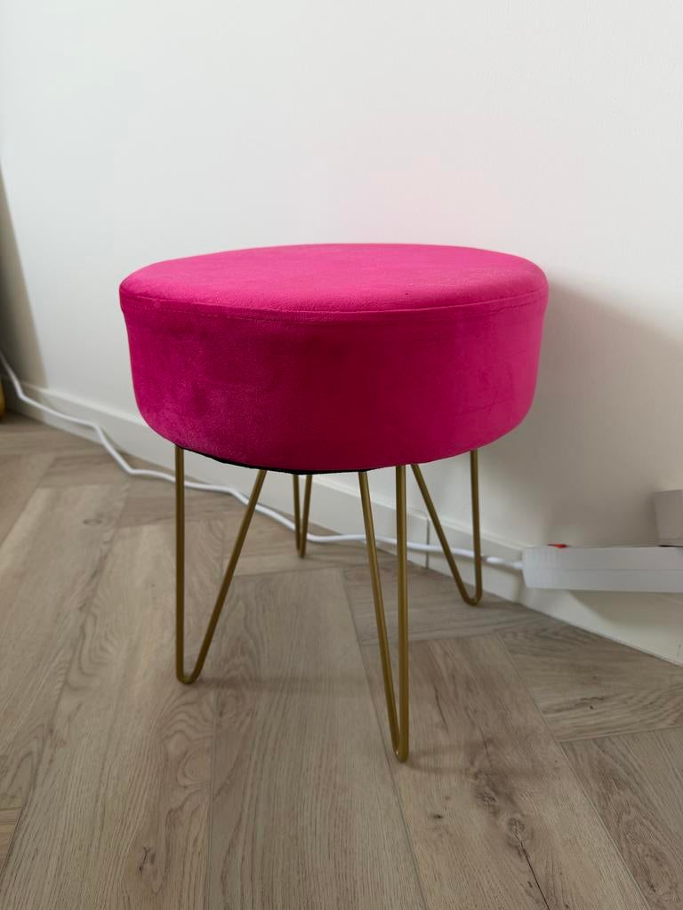 Roze velvet krukje met gouden poten, Huis en Inrichting, Krukjes, Ophalen, Zo goed als nieuw, Overige materialen