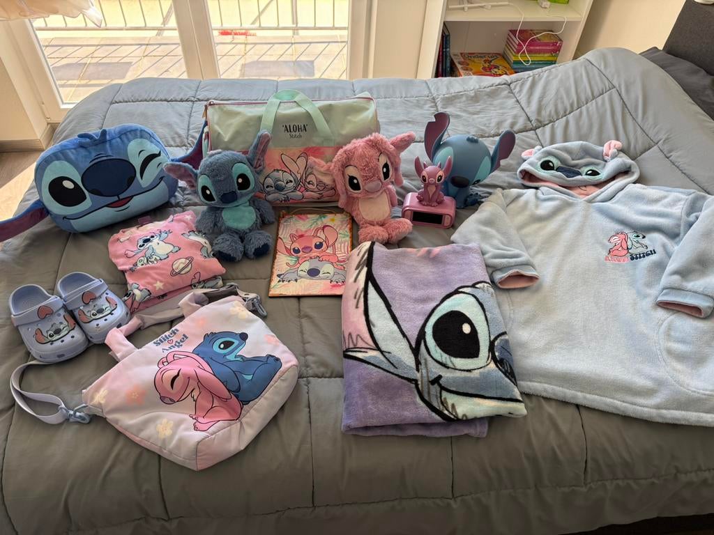 Stitch collectie, Verzamelen, Disney, Ophalen of Verzenden, Overige figuren, Zo goed als nieuw, Beeldje of Figuurtje