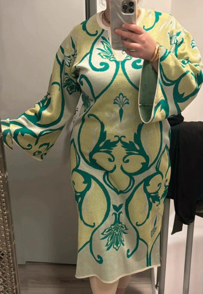 Zara jurk, Maat 42/44 (L), Ophalen of Verzenden, Zo goed als nieuw, Onder de knie