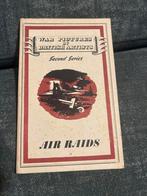 AIR RAIDS WO II 1943, Ophalen of Verzenden, Overige soorten, Engeland, Boek of Tijdschrift