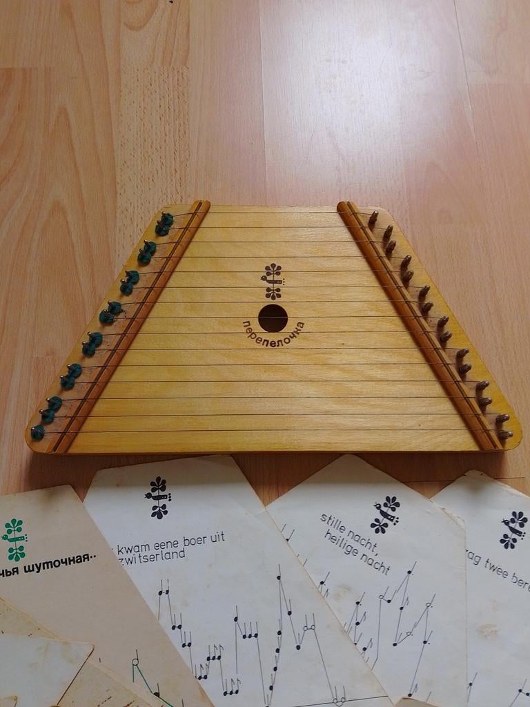 Cimbalom plankciter incl muziekkaarten, Muziek en Instrumenten, Snaarinstrumenten | Harpen, Ophalen, Zo goed als nieuw