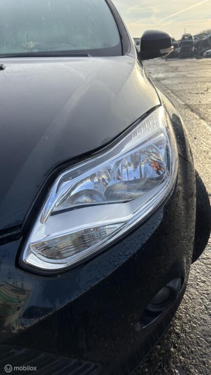 Koplamp links Ford Focus III ('11-'18), Gebruikt, Ford, Ophalen of Verzenden, Ford