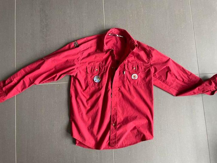 Scouting shirt Rood  met lange mouwen heren maat M, Verzamelen, Scouting, Gebruikt, Scoutfit, Nulderpad 1zeewolde, Ophalen of Verzenden