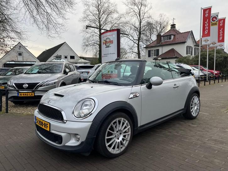 Mini CABRIO 1.6 COOPER S 184PK / NAVI / CRUISE CTR. / AIRCO, Auto's, Mini, Bedrijf, Cabrio, ABS, Airbags, Airconditioning, Bluetooth