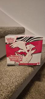 White Flare Elite Trainer Box, Ophalen of Verzenden, Nieuw, Boosterbox