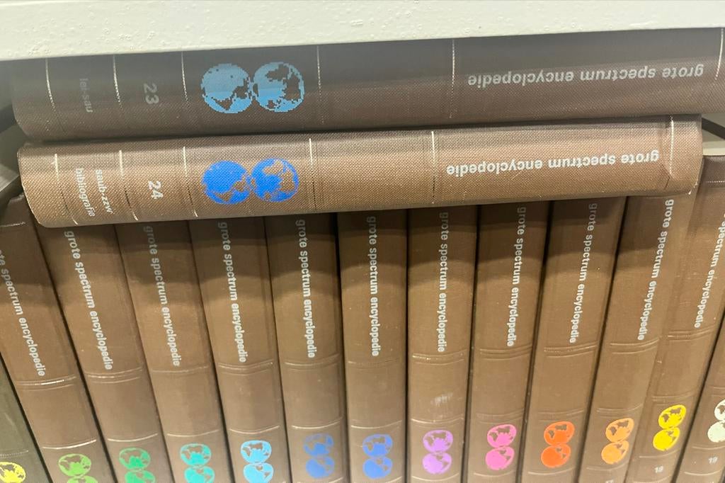 Grote Spectrum Encyclopedie - Complete set (24 delen), Boeken, Encyclopedieën, Ophalen, Gelezen, Algemeen, Complete serie