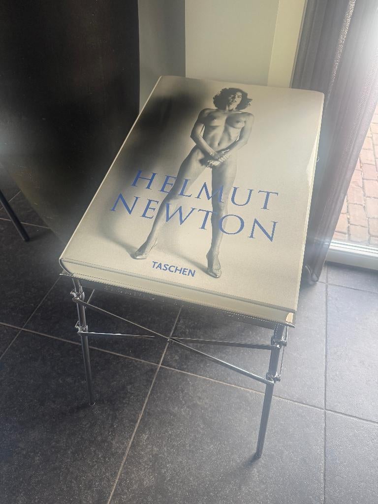 Taschen HELMUT NEWTON Sumo, Boeken, Kunst en Cultuur | Fotografie en Design, Ophalen, Taschen, Zo goed als nieuw, Overige onderwerpen