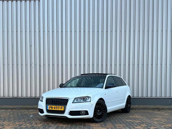 Audi A3 1.8 Tfsi S-Line | Automaat | Panodak | Bomvol |, Auto's, Audi, Bedrijf, A3, ABS, Airbags, Airconditioning, Alarm, Android Auto