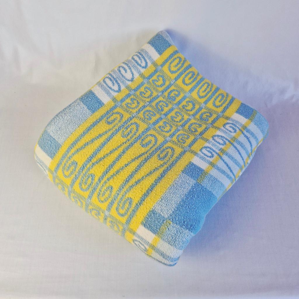 MCM Wollen Deken | Blauw Geel, Huis en Inrichting, Woonaccessoires | Plaids en Woondekens, Niet bekend, Verzenden, Niet bekend