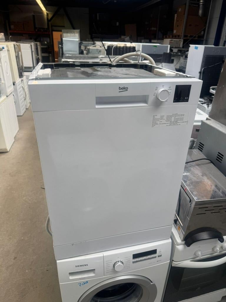 Beko Vaatwasser onderbouw schoon garantie, Energieklasse A of zuiniger, Ophalen of Verzenden, Zo goed als nieuw, Inbouw