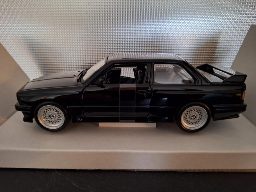 BMW M3 E30 1990 Schaal 1:24, Auto, Burago, Burago, Nieuw