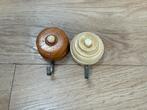 2 antieke deurbellen drukknoppen, Ophalen of Verzenden