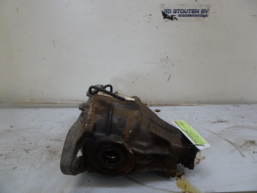 Cardan Achter Mercedes-Benz Vito (639.6) 2010 A6393501214, Gebruikt, Mercedes-Benz AG, Mercedes-Benz, Mercedesstraße 120, Stuttgart 70372, , Duitsland