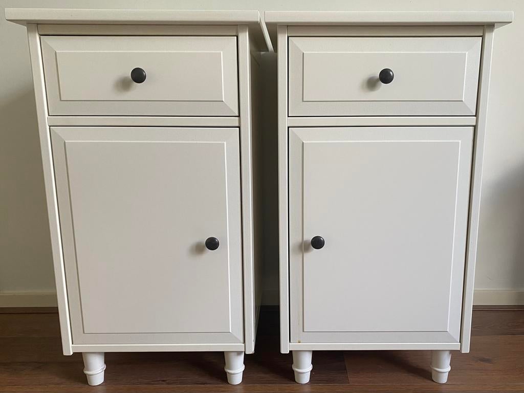 NACHTKAST Hemnes 2x Nachtkastjes Ikea, Huis en Inrichting, Slaapkamer | Nachtkastjes, Minder dan 45 cm, Zo goed als nieuw, Hout