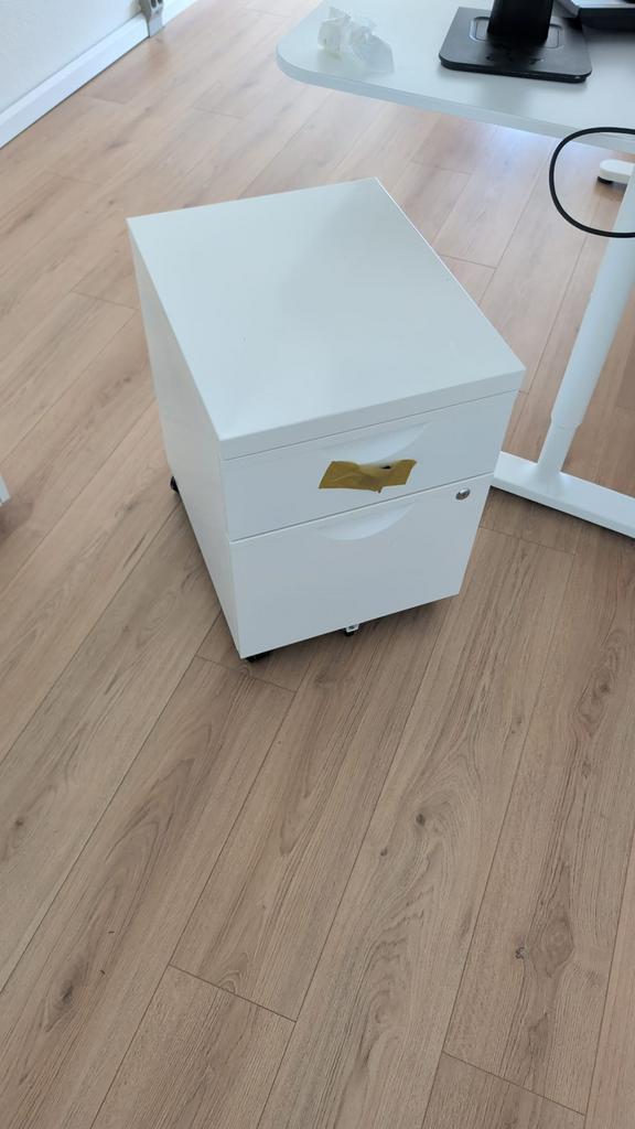 Kantoorkast wit 11x, Huis en Inrichting, Kasten | Roldeurkasten en Archiefkasten, Ophalen, Zo goed als nieuw, 25 tot 50 cm, Minder dan 100 cm