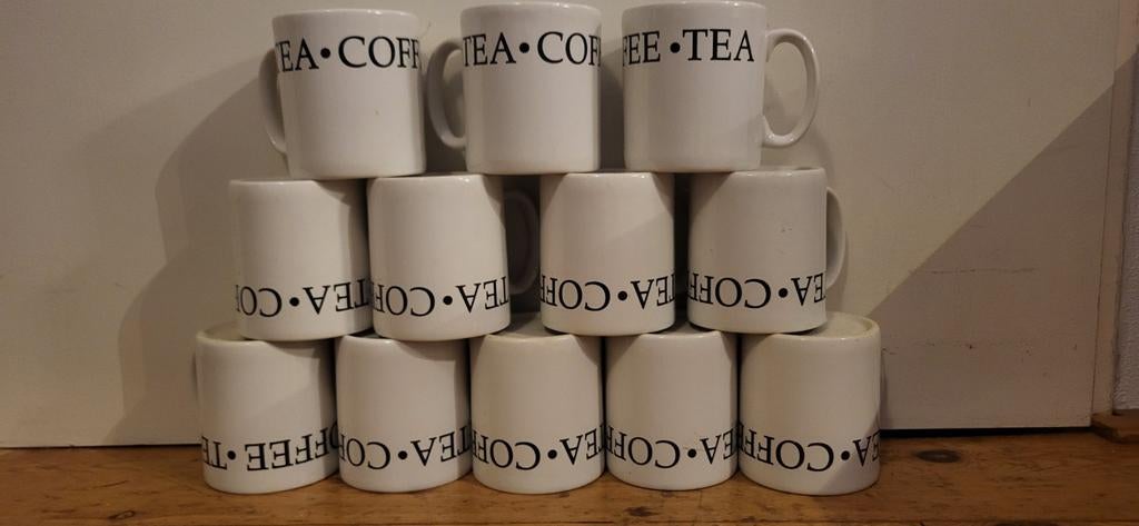12 Hema bekers met 'TEA COFFEE' opdruk, Ophalen, Overige stijlen, Kop(pen) en/of Schotel(s)