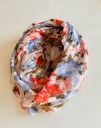 Mooie bloemen sjaal, pieces, Ophalen of Verzenden, Zo goed als nieuw, Maat 42/44 (L), Sjaal