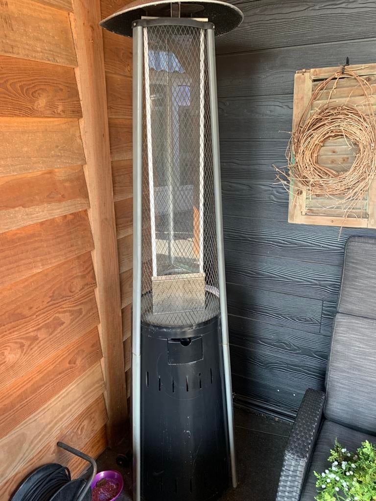 Terras heater met gasbus altijd droog gestaan!, Ophalen of Verzenden, Gebruikt, Gas, Vloer
