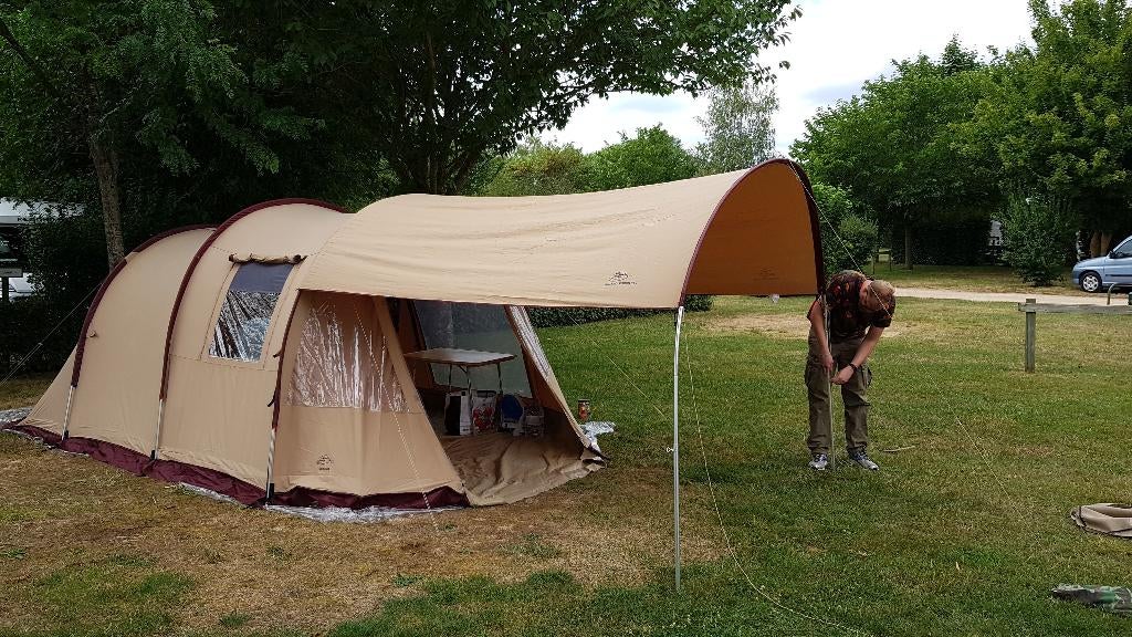 Bardani 4 persoons tent, Caravans en Kamperen, Tenten, Ophalen, Zo goed als nieuw, Tot en met 4
