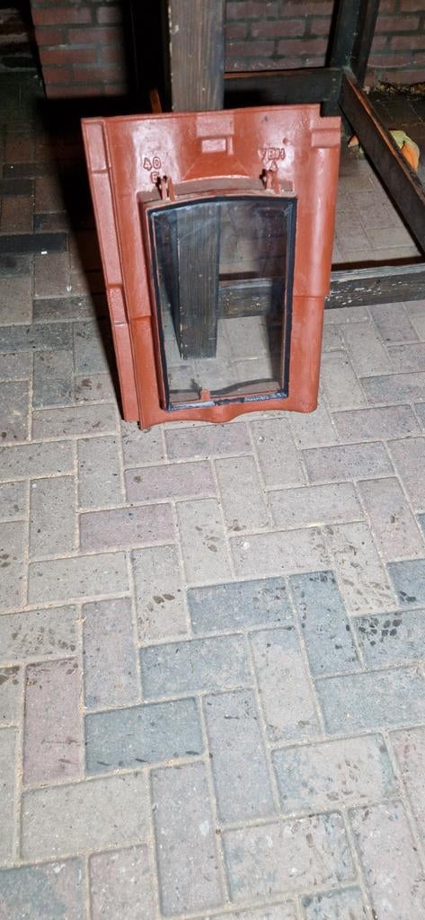 Stalen dakraam, Gebruikt, Overige typen, 75 tot 150 cm, Hout