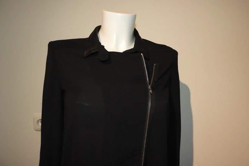 The Kooples zwarte blouse echt leer kraagje machette mt S, Kleding | Dames, Blouses en Tunieken, Verzenden, Zwart, The kooples