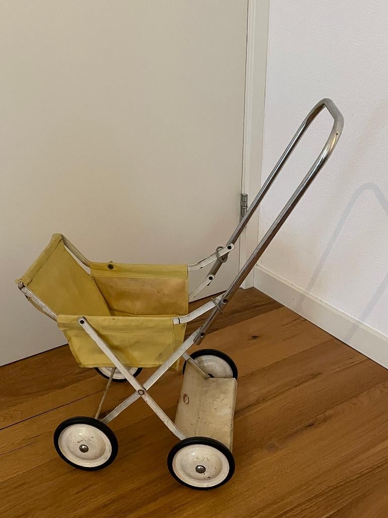 Oude poppen wandelwagen Corba Gouda jaren 60, Antiek en Kunst, Ophalen of Verzenden