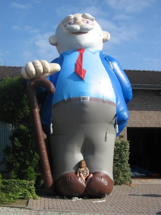 opblaasbare abraham man pop te huur 7 meter hoog huren, Ophalen of Verzenden, Zo goed als nieuw, Abraham of Sarah