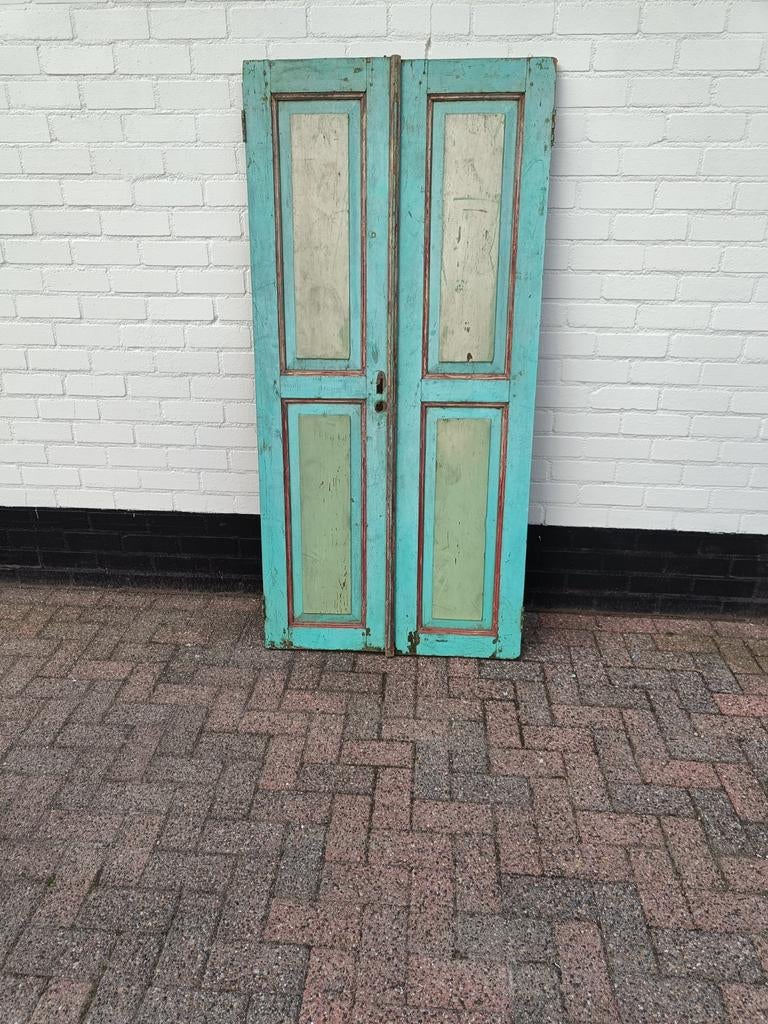 Kastdeurtjes, Ophalen