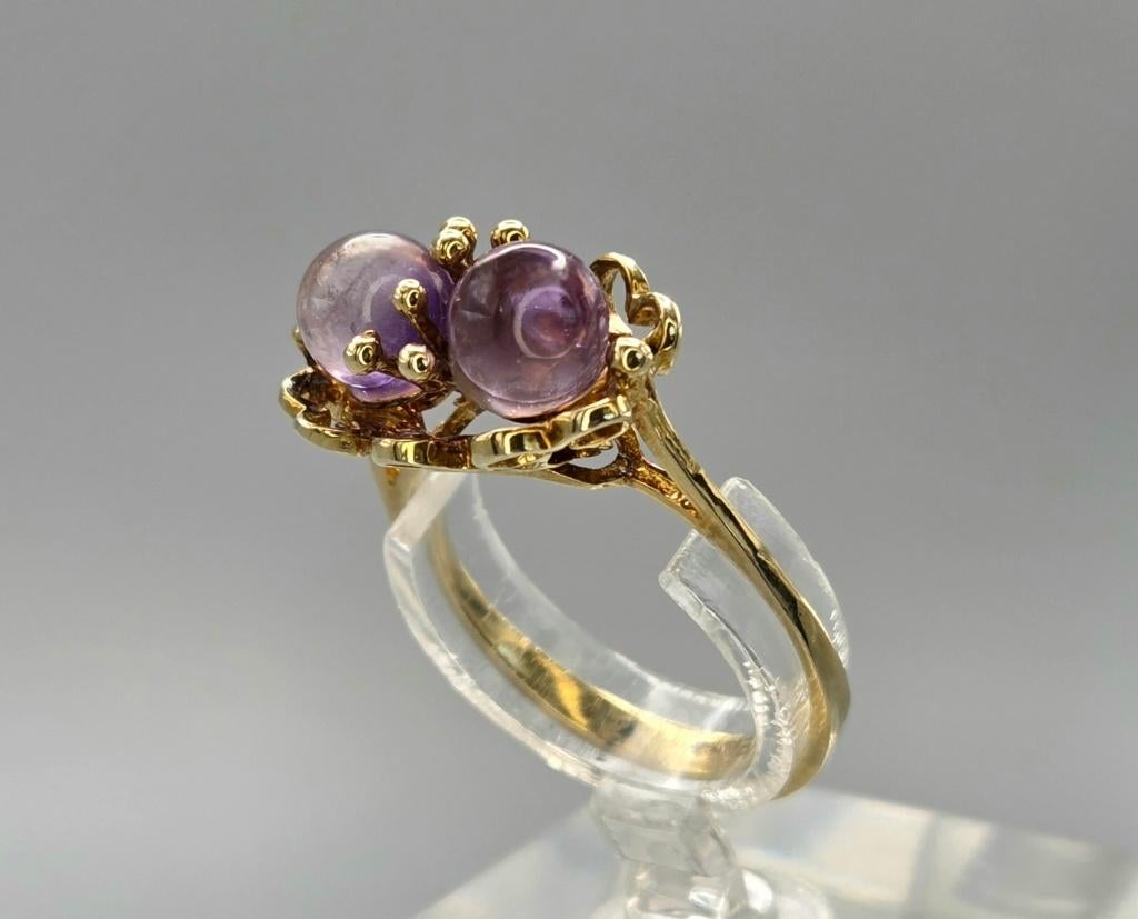 Gouden Vintage ring met edelsteen amethist. 2026/199.