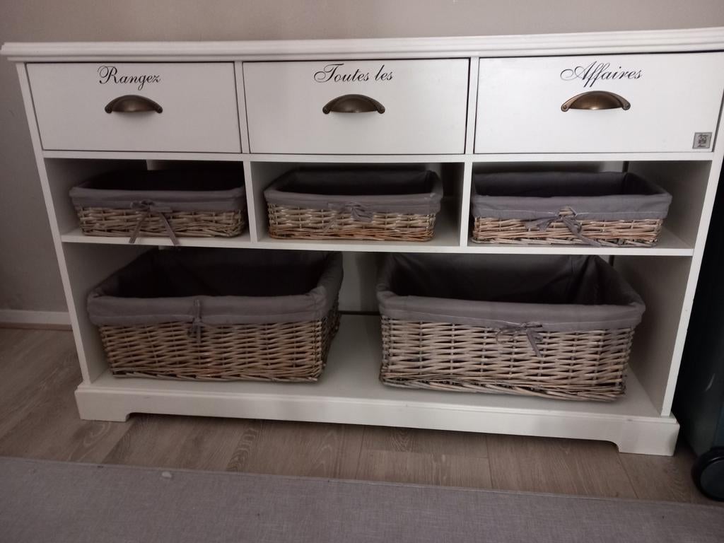 Kastje met mandjes en lades, wit, Ophalen, Zo goed als nieuw, 25 tot 50 cm, 50 tot 100 cm