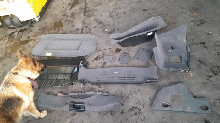 Kofferbakbekleding links van een Maserati Granturismo, Maserati, Gebruikt, -, -