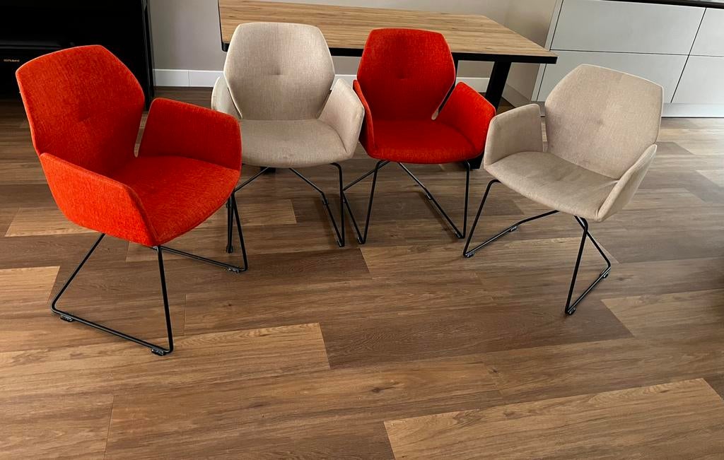 Goossens Excellent Eetkamerstoelen Manzini, Huis en Inrichting, Stoelen, Zo goed als nieuw, Overige kleuren, Ophalen