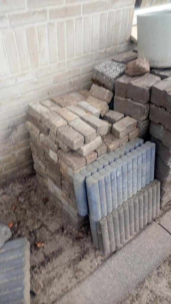 Stenen, Ophalen, Bakstenen