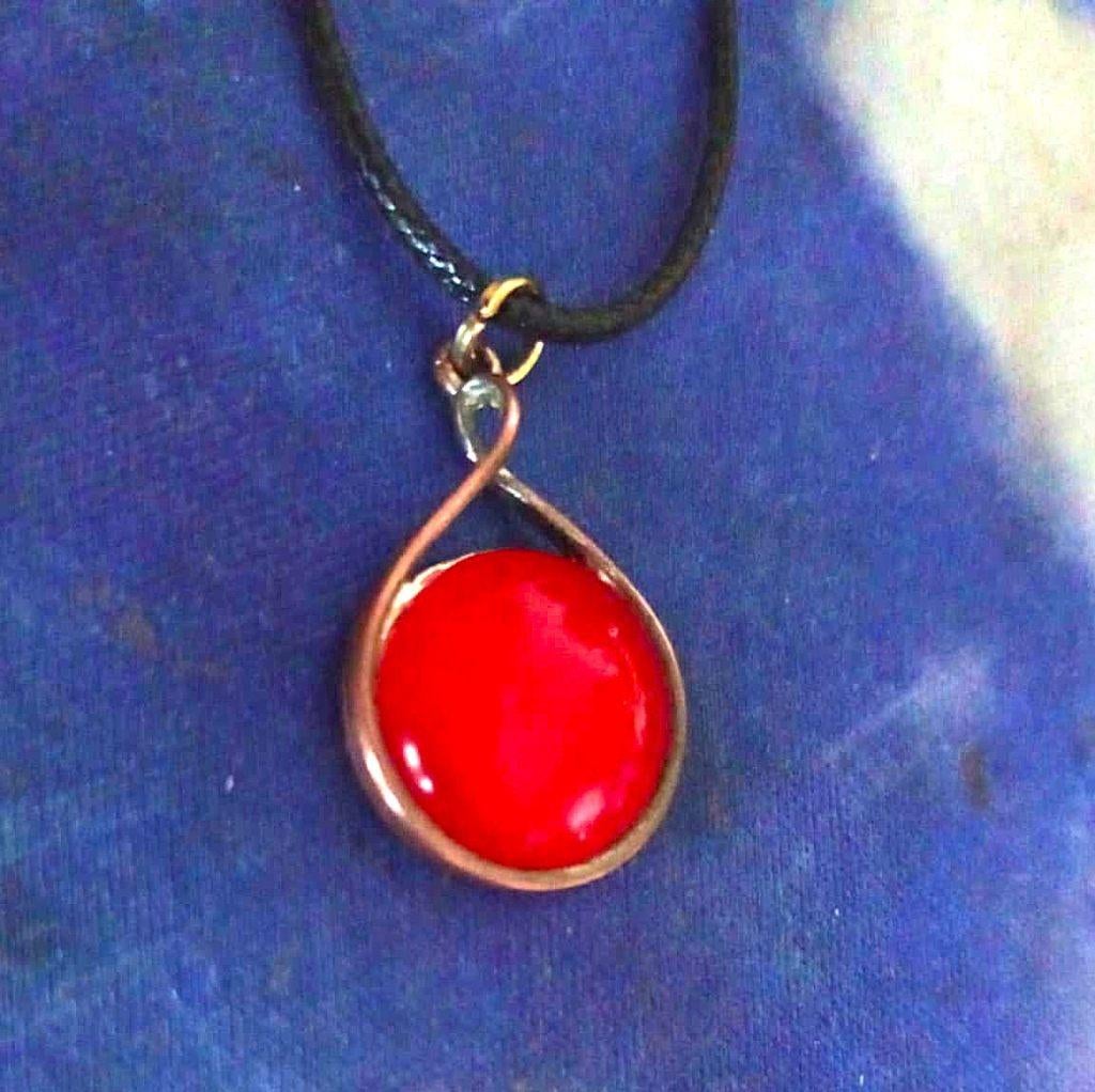 ️  Stralende Messing Hanger met Carneool  ️, Sieraden, Tassen en Uiterlijk, Kettingen, Zo goed als nieuw, Overige materialen, Rood